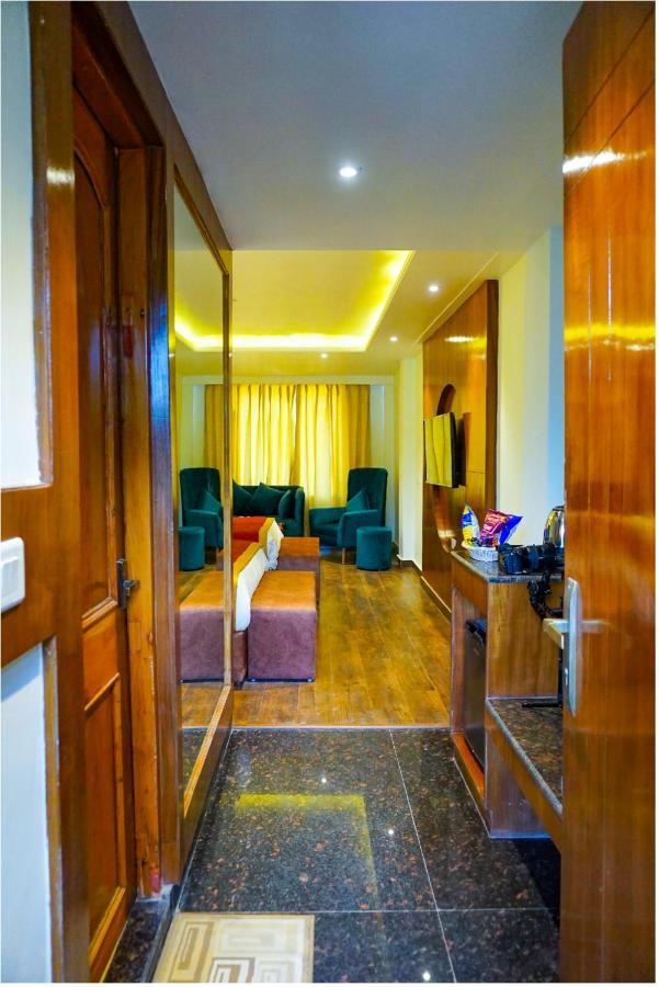 Comfort Inn Snow Park - Manali Exterior foto